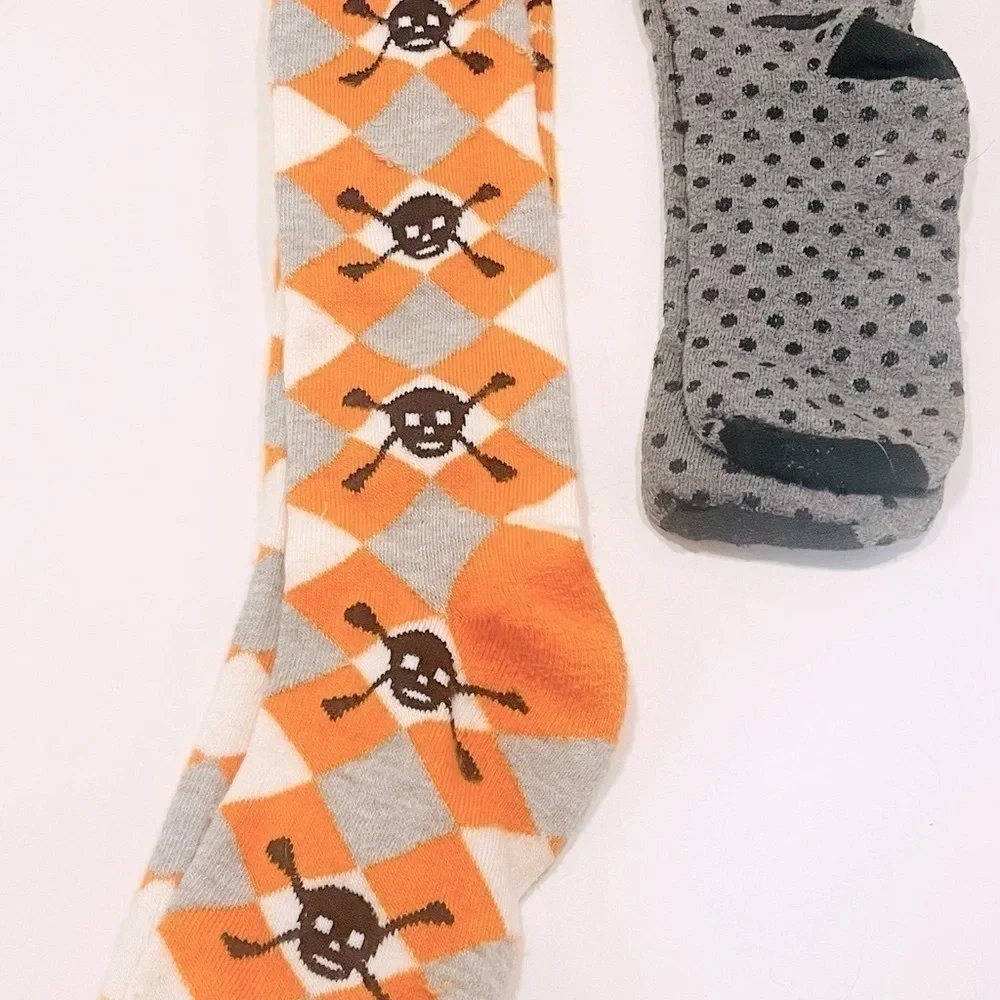 Lot of 8 Holiday Socks Christmas Valentines Halloween llama raccoon skull yorkie